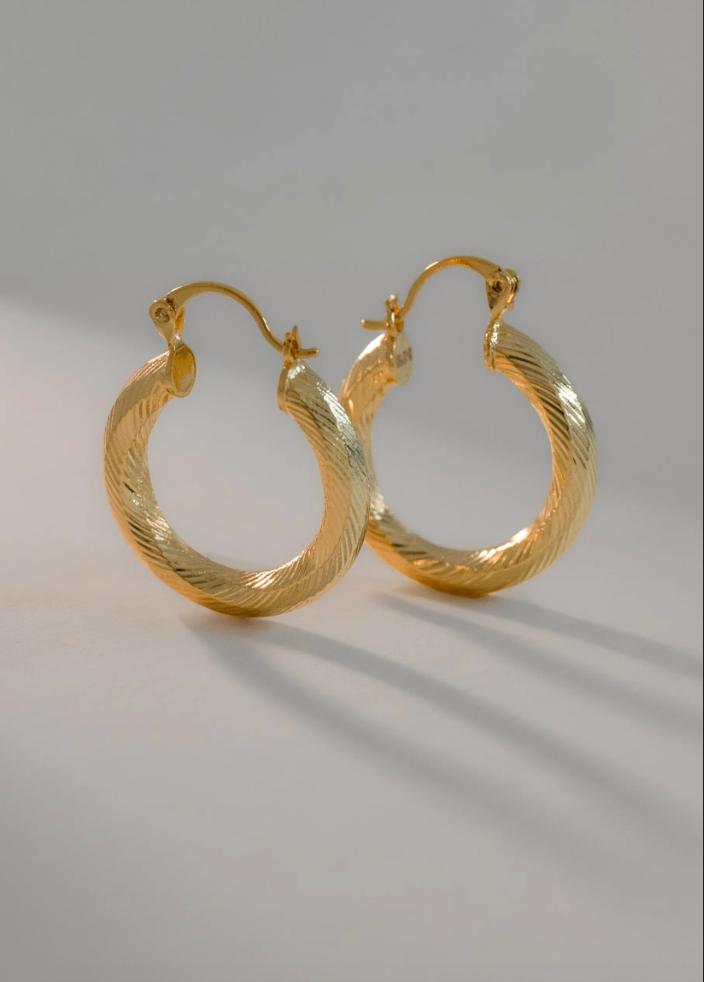 Candonga Tallada Grande Oro Laminado 18K