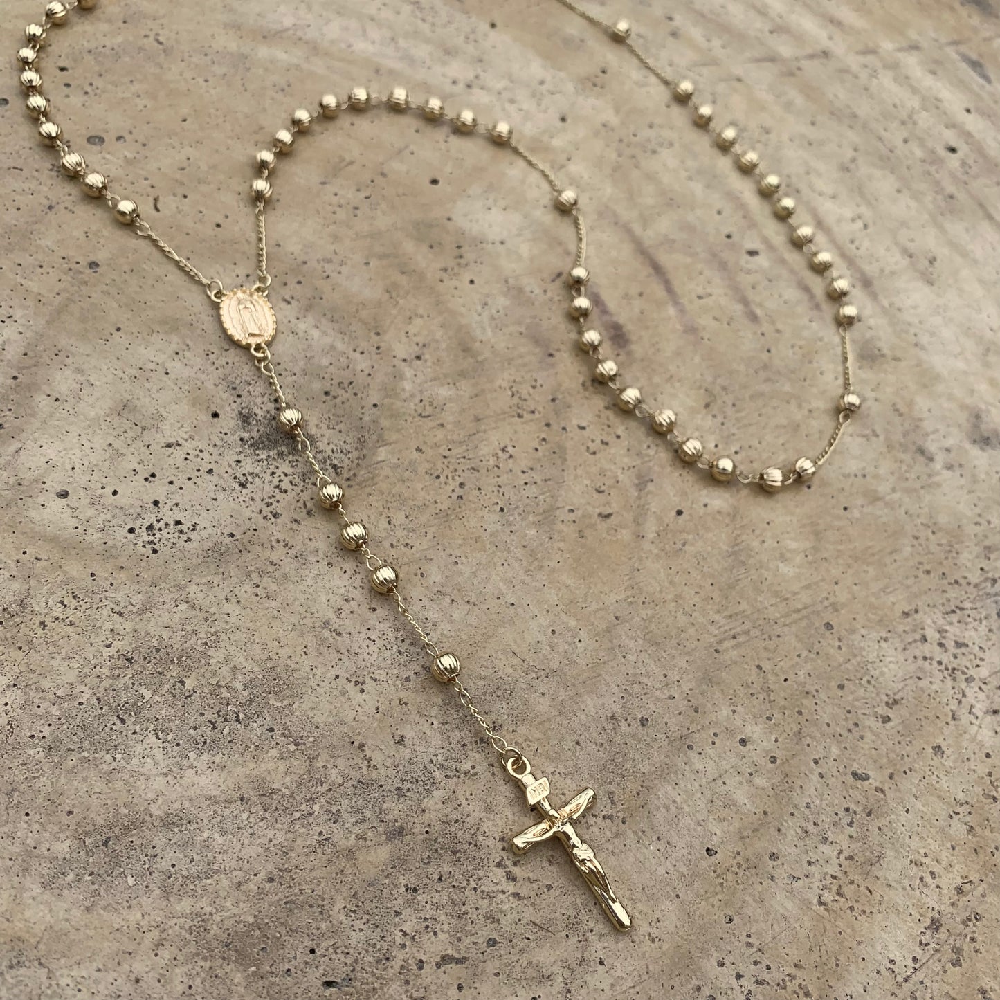 Camandula Diamantada Oro Laminado 18K Balín # 5